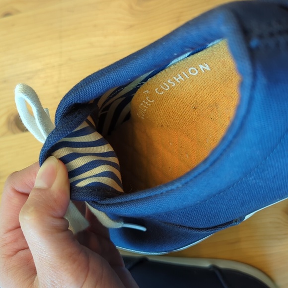 Vintage Brand New Liz Claiborne Sneakers - Picture 5 of 6